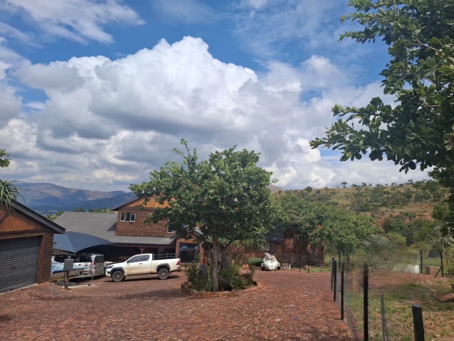 5 Bedroom Property for Sale in Waterkloof East North West